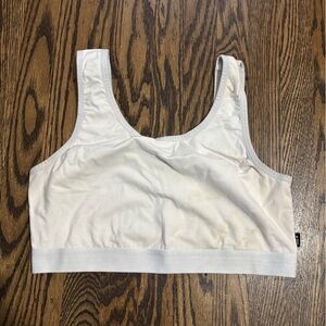 TomboyX White Sports Bra with Wide Straps and Scoop Neckline XL